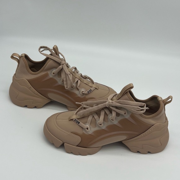Authentic Christian Dior D-Connect sneakers in nude - Picture 8 of 15